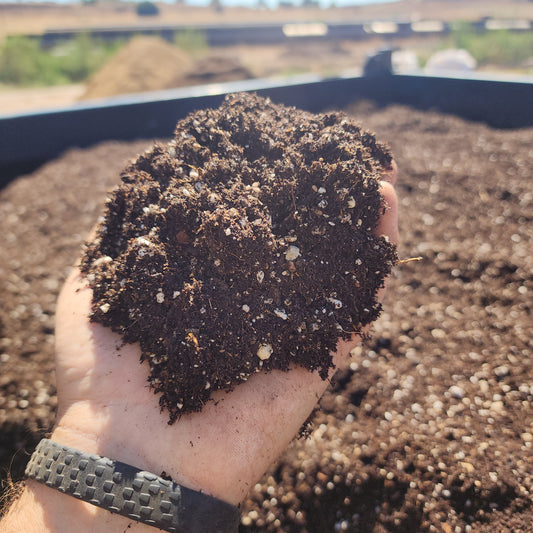 Regenerative Rootz Potting Soil